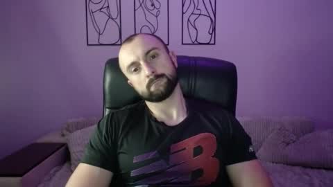 brindlefly69 online show from November 5, 11:43 am