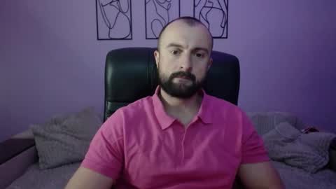 brindlefly69 online show from May 30, 10:45 am