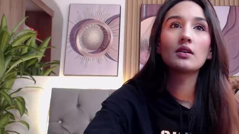  B R I N N A   online show from December 2, 3:58 pm