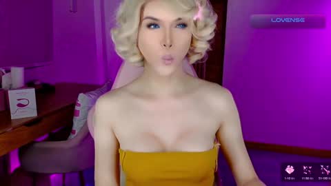 brionatop online show from September 11, 11:16 pm