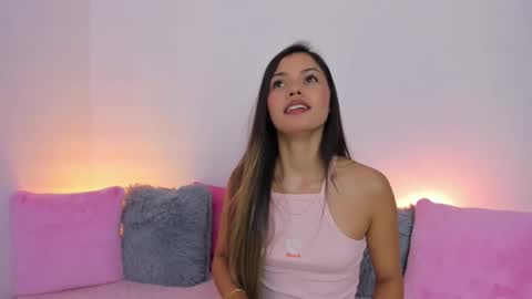 Brisa  online show from January 8, 7:27 pm