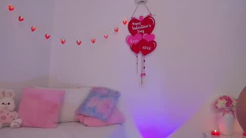 Brisa  online show from February 12, 6:58 pm