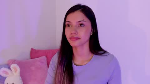 Snapshot of brisa_blue chatting on June 10, 8:41 pm Brisa online show from June 10, 8:41 pm