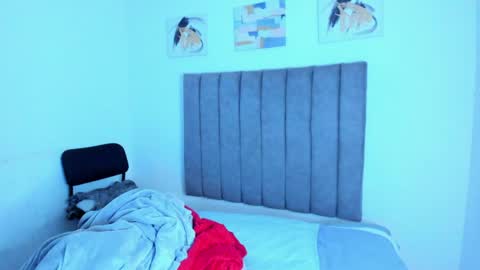 B R I T A N N Y online show from April 17, 11:13 am