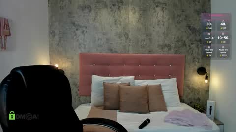 Snapshot of brithanycollins chatting on September 30, 12:54 pm Brithany online show from September 30, 12:54 pm