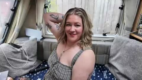  Want to see more online show from July 27, 8:10 am