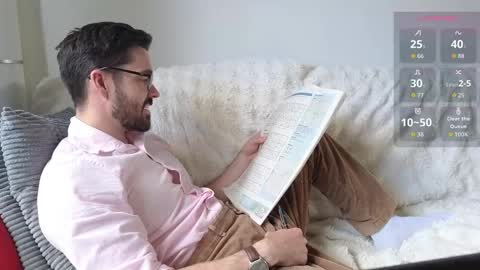 Snapshot of britishpoet chatting on May 9, 1:16 pm Callum online show from May 9, 1:16 pm