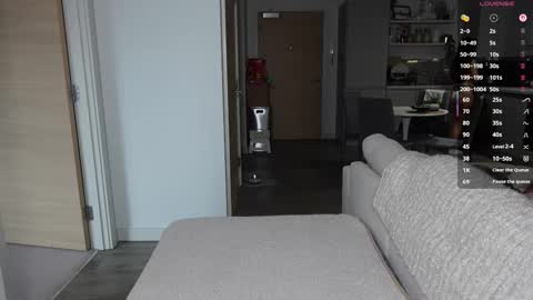 Snapshot of britishsofia chatting on January 19, 1:15 pm British Sofia online show from January 19, 1:15 pm