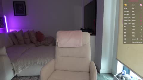 Snapshot of britishsofia chatting on February 12, 1:17 pm British Sofia online show from February 12, 1:17 pm