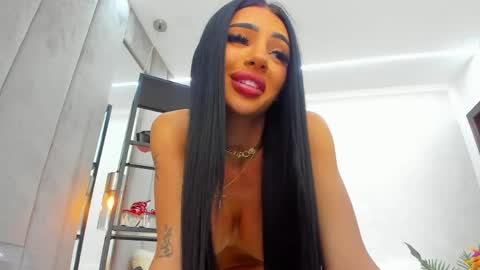 britney_charm online show from April 14, 6:41 am