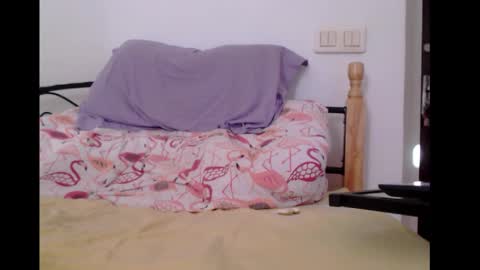 Snapshot of britneydivine chatting on September 24, 5:22 am Britney online show from September 24, 5:22 am