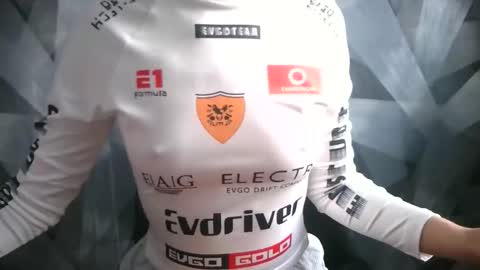 BritneyxKittens online show from January 18, 5:11 am