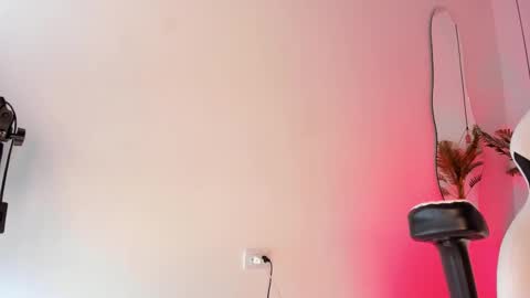   online show from February 13, 11:50 am