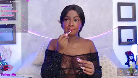 brittany 25 years old  happy as a worm  online show from December 29, 9:39 am