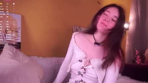 Snapshot of britthe chatting on May 26, 1:18 pm Lina online show from May 26, 1:18 pm