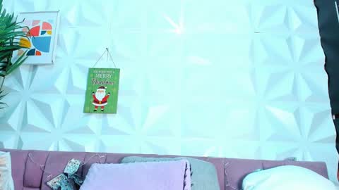 BRIYIT     online show from December 13, 4:38 pm