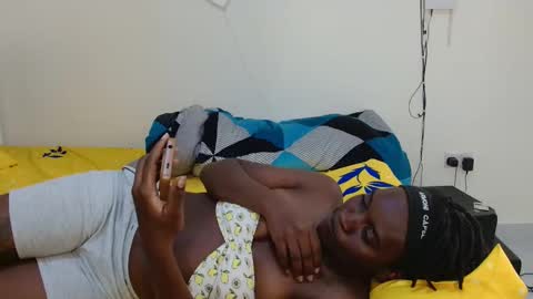 broken_haloo online show from March 25, 2:12 pm