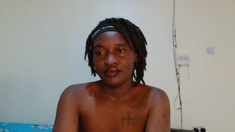 broken_haloo online show from April 17, 7:55 am