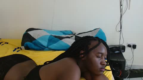 Snapshot of broken_haloo chatting on June 3, 8:39 am broken_haloo online show from June 3, 8:39 am