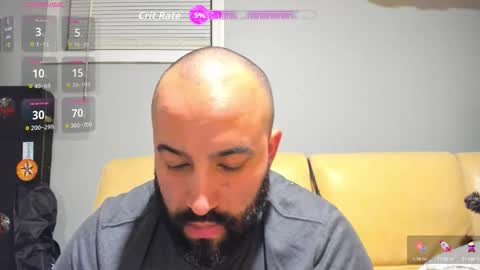 Snapshot of brokenmike31 chatting on November 26, 5:41 am Brokenmike online show from November 26, 5:41 am