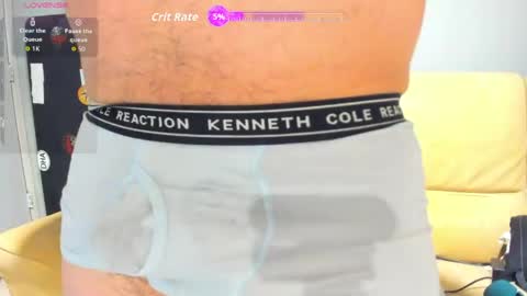 Snapshot of brokenmike31 chatting on March 24, 3:33 am Brokenmike online show from March 24, 3:33 am