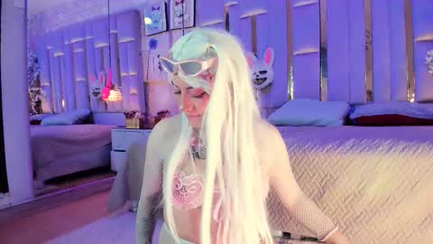     online show from March 19, 2:32 pm