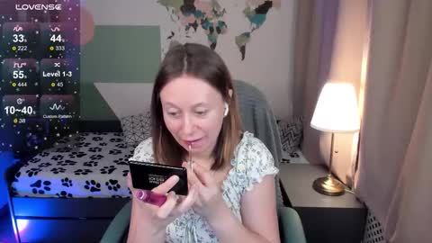 Lady Brooke online show from March 3, 9:21 pm