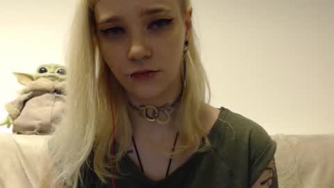 Snapshot of brookewylde_20 chatting on January 7, 4:20 pm brookewylde_20 online show from January 7, 4:20 pm