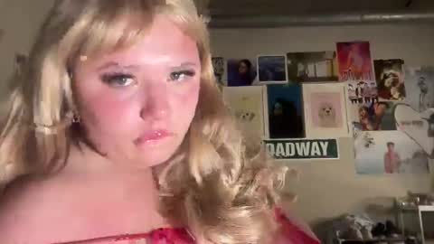 Snapshot of brooklynheights69 chatting on November 16, 7:58 am brooklynheights69 online show from November 16, 7:58 am