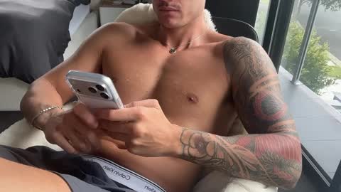 Snapshot of brooklyntay chatting on February 3, 2:53 am BrooklynTay online show from February 3, 2:53 am