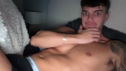 Snapshot of brooklyntay chatting on February 15, 7:51 am BrooklynTay online show from February 15, 7:51 am