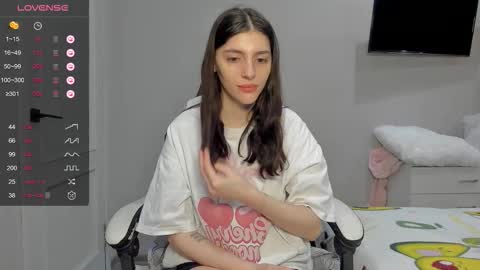 broosnica1 online show from February 3, 9:14 am