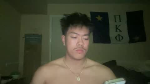 bronoslide online show from April 6, 7:20 am