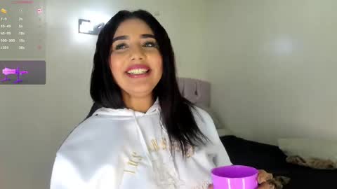 valentina online show from February 5, 8:00 am