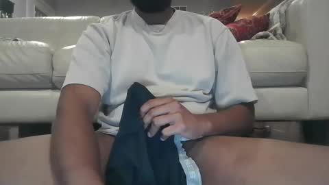 Snapshot of brownbd32 chatting on October 7, 1:58 am brownbd32 online show from October 7, 1:58 am