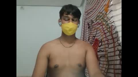 Snapshot of brownguy2505 chatting on December 16, 7:00 pm brownguy2505 online show from December 16, 7:00 pm