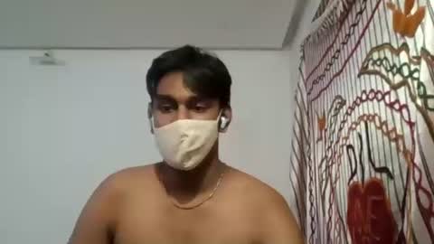 Snapshot of brownguy2505 chatting on January 2, 7:29 pm brownguy2505 online show from January 2, 7:29 pm