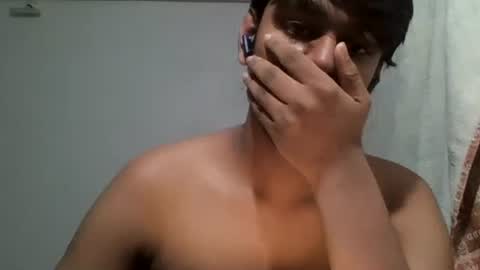 Snapshot of brownguy2505 chatting on January 31, 3:11 pm brownguy2505 online show from January 31, 3:11 pm