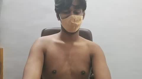 Snapshot of brownguy2505 chatting on September 13, 6:08 pm brownguy2505 online show from September 13, 6:08 pm