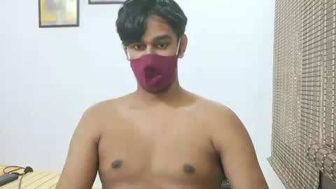 Snapshot of brownguy2505 chatting on September 18, 9:33 am brownguy2505 online show from September 18, 9:33 am