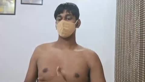 Snapshot of brownguy2505 chatting on September 20, 11:00 am brownguy2505 online show from September 20, 11:00 am