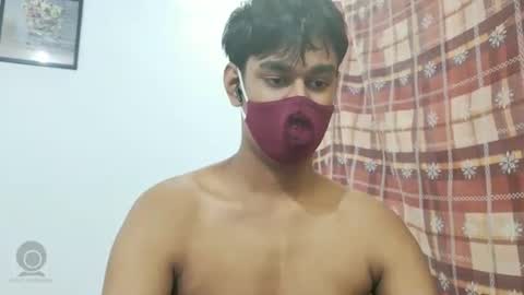 Snapshot of brownguy2505 chatting on September 28, 10:20 am brownguy2505 online show from September 28, 10:20 am