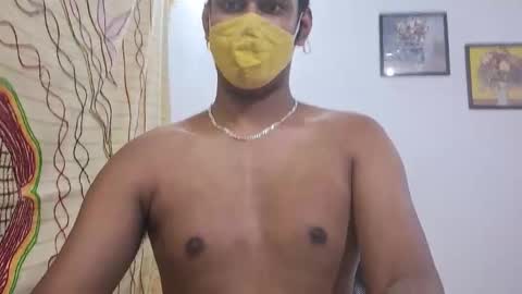 Snapshot of brownguy2505 chatting on November 27, 3:36 pm brownguy2505 online show from November 27, 3:36 pm