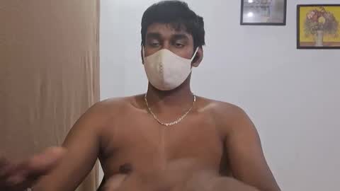 Snapshot of brownguy2505 chatting on March 21, 7:06 pm brownguy2505 online show from March 21, 7:06 pm