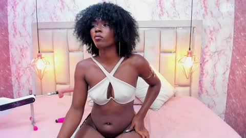 Snapshot of brownie_delicious chatting on January 6, 6:31 pm Sara online show from January 6, 6:31 pm