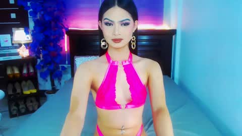 Snapshot of brownsausageroberta chatting on December 18, 2:06 pm Roberta  GODDESS OF PLEASURE AND SEXUALDESIRE   online show from December 18, 2:06 pm