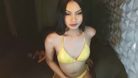 Snapshot of brownsausageroberta chatting on January 7, 7:28 pm Roberta  GODDESS OF PLEASURE AND SEXUALDESIRE   online show from January 7, 7:28 pm