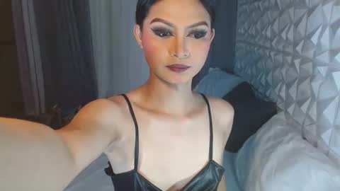 Snapshot of brownsausageroberta chatting on January 20, 6:31 am Roberta  GODDESS OF PLEASURE AND SEXUALDESIRE   online show from January 20, 6:31 am