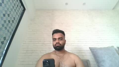 Snapshot of brownstud95 chatting on January 25, 9:26 am brownstud95 online show from January 25, 9:26 am