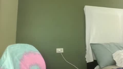 EtherealLilac online show from April 12, 3:00 am